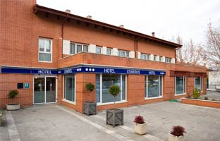 Entrada - Hotel Cisneros Alcalá