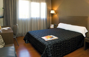 Habitación una cama - Hotel Cisneros Alcalá
